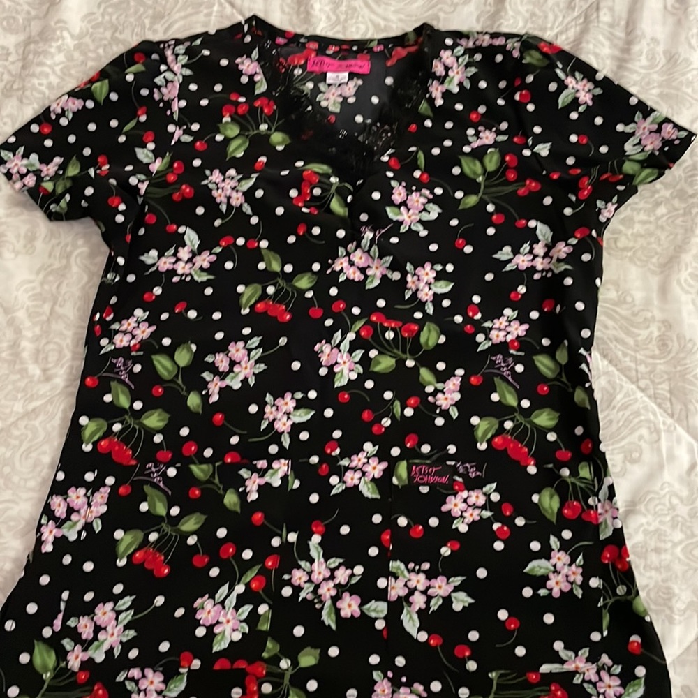 Betsey Johnson scrub top size S